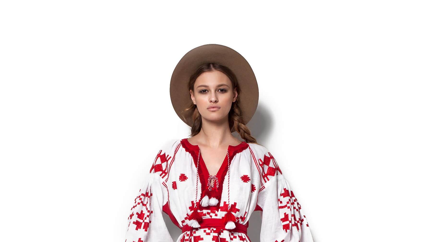 holding-ukrainian-dress1719a242-1c42-80a0-ef60-85259dbd929e5979A940-FF30-3DD5-7B1A-2CA381355983.jpg