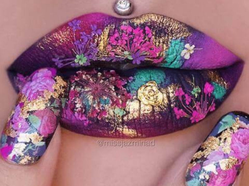 lipstick-art-03-480x0-c-default-1306F30AF-C11B-A36D-F08C-98C5C42558A0.jpg
