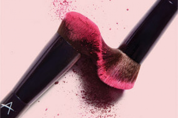cosmetics23F957492E-59DE-BF46-2581-37423694103D.jpg