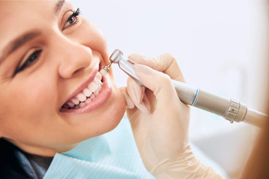 Whitening and cleaning