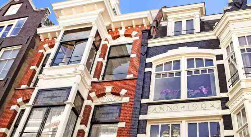 Spacious and elegant family entertainer