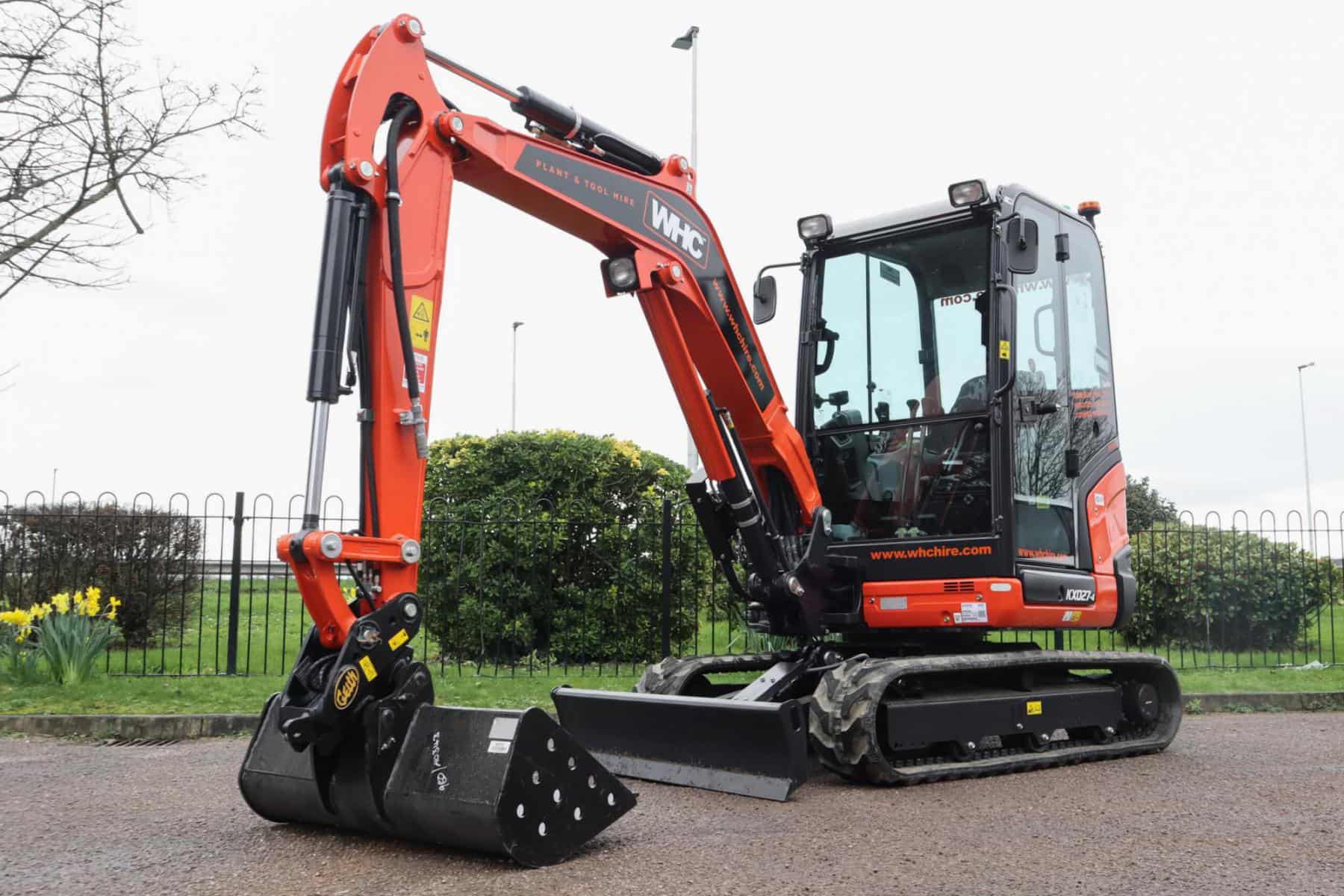 3T Excavator (Kubota KX27-4)