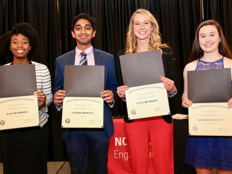 award-712B254B7-7F28-047C-63DC-A9E444936B15.jpg